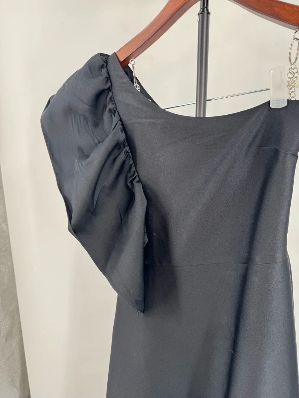 Dea Kubidal Black One Shoulder Bow Evening Gown Maxi Dress size S